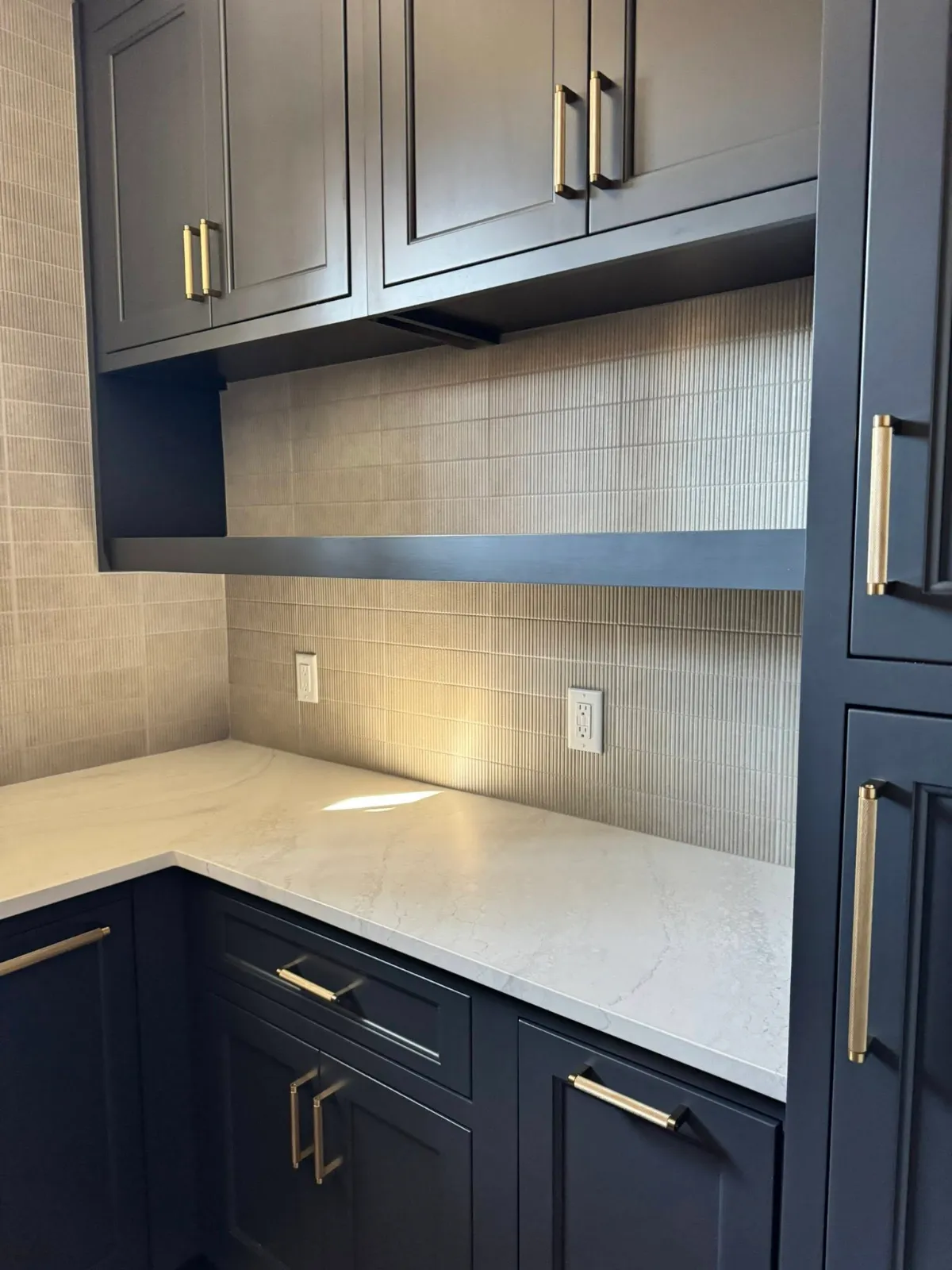 Tile backsplash detail in a Bluffton kitchen